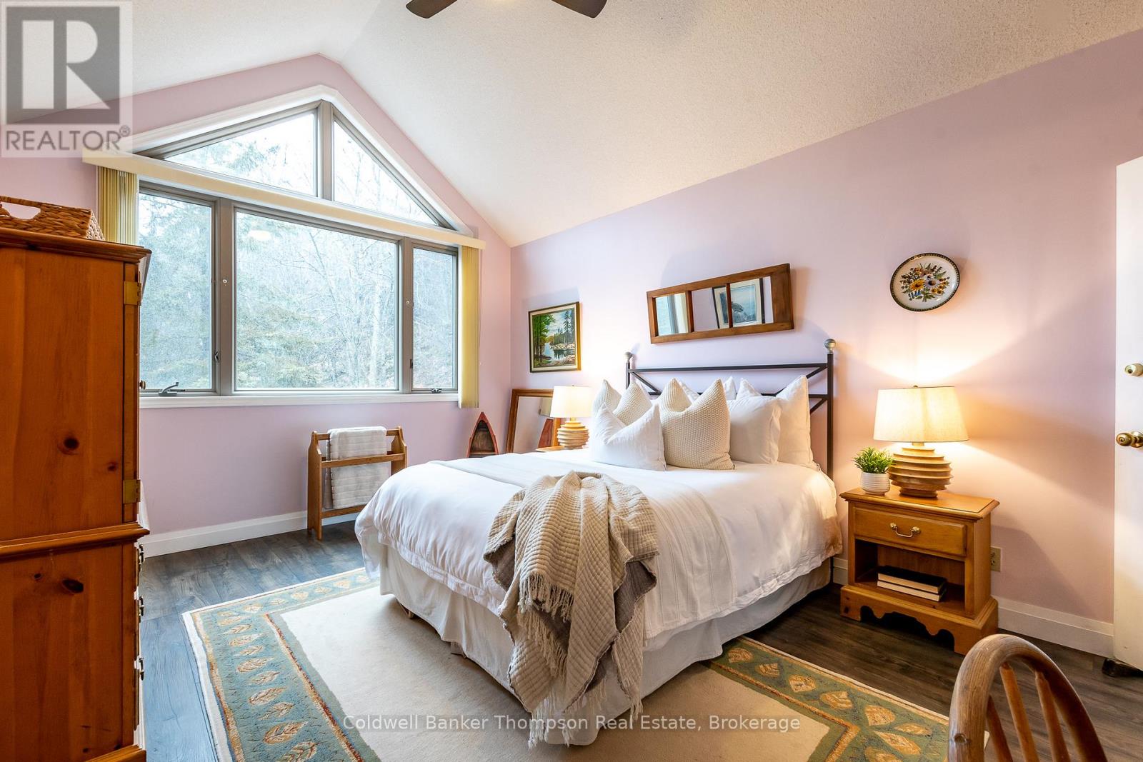 3931 Grandview Forest Hill Drive, Huntsville, Ontario  P1H 2N5 - Photo 22 - X12651506