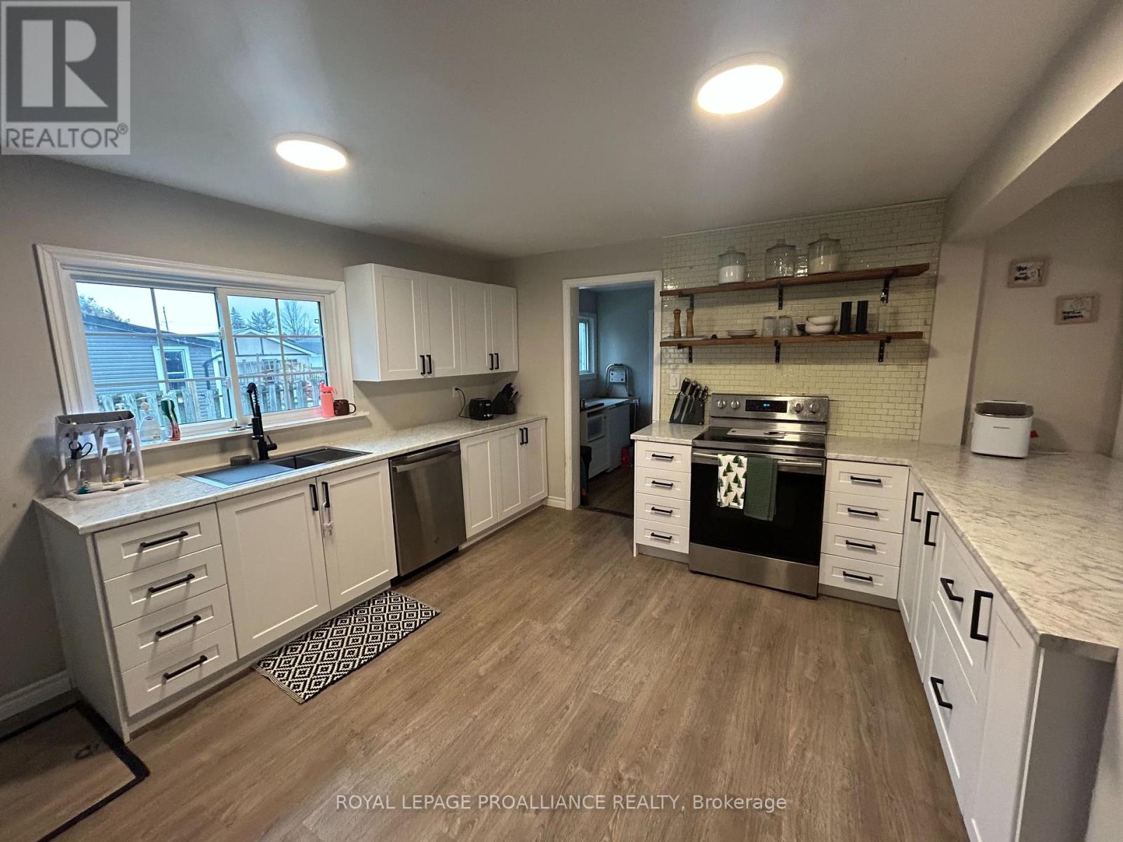 32 Mcnichol Avenue, Quinte West, Ontario  K8V 2R6 - Photo 25 - X12586332