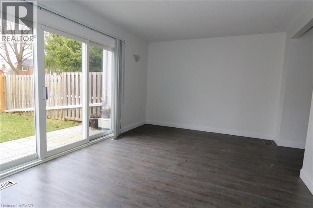 411 Keats Way Unit# 1, Waterloo, Ontario  N2L 5S7 - Photo 12 - 40779368