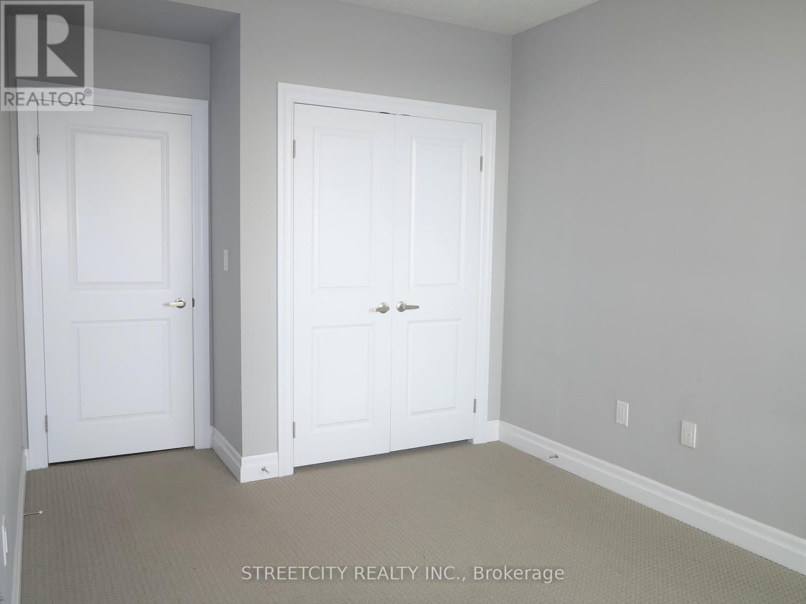 807 - 240 Villagewalk Boulevard, London North, Ontario  N6G 0P6 - Photo 15 - X12651510