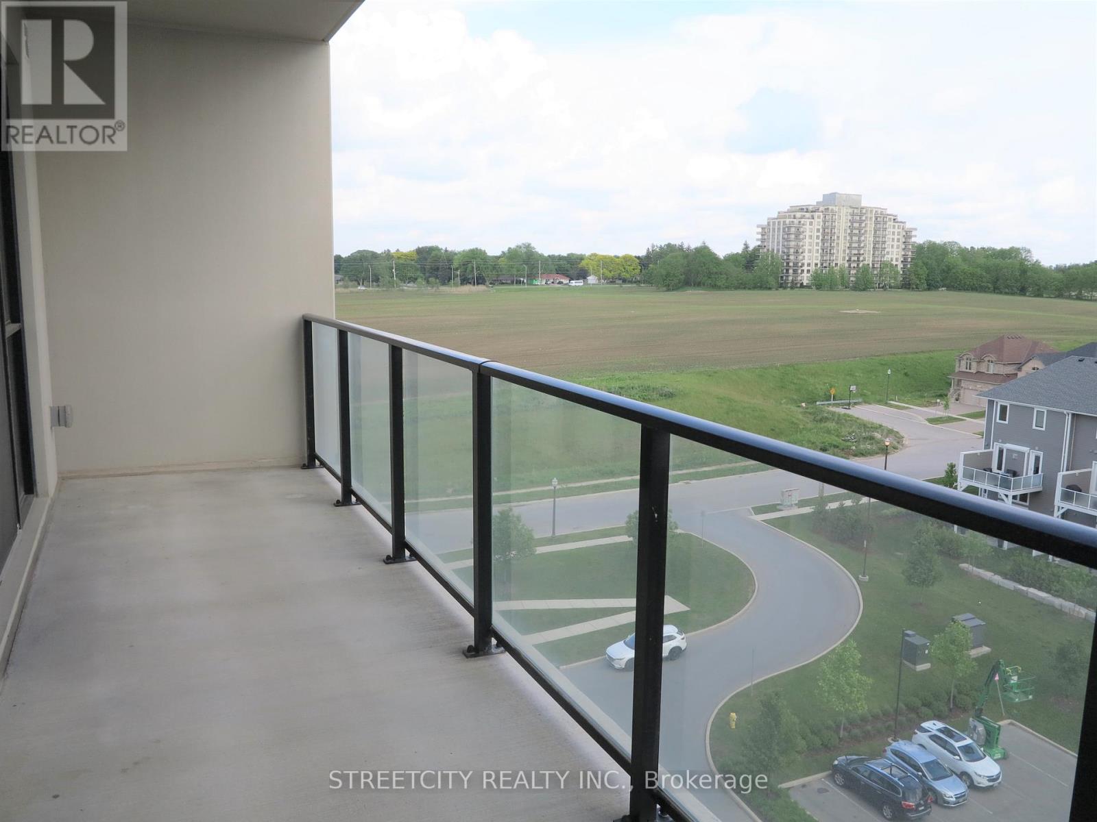 807 - 240 Villagewalk Boulevard, London North, Ontario  N6G 0P6 - Photo 24 - X12651510