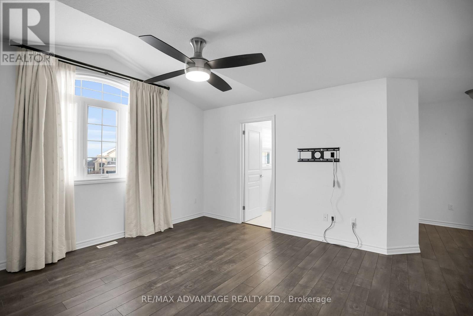 2601 Tucker Court, London North (North I), Ontario  N6G 0E2 - Photo 24 - X12651514