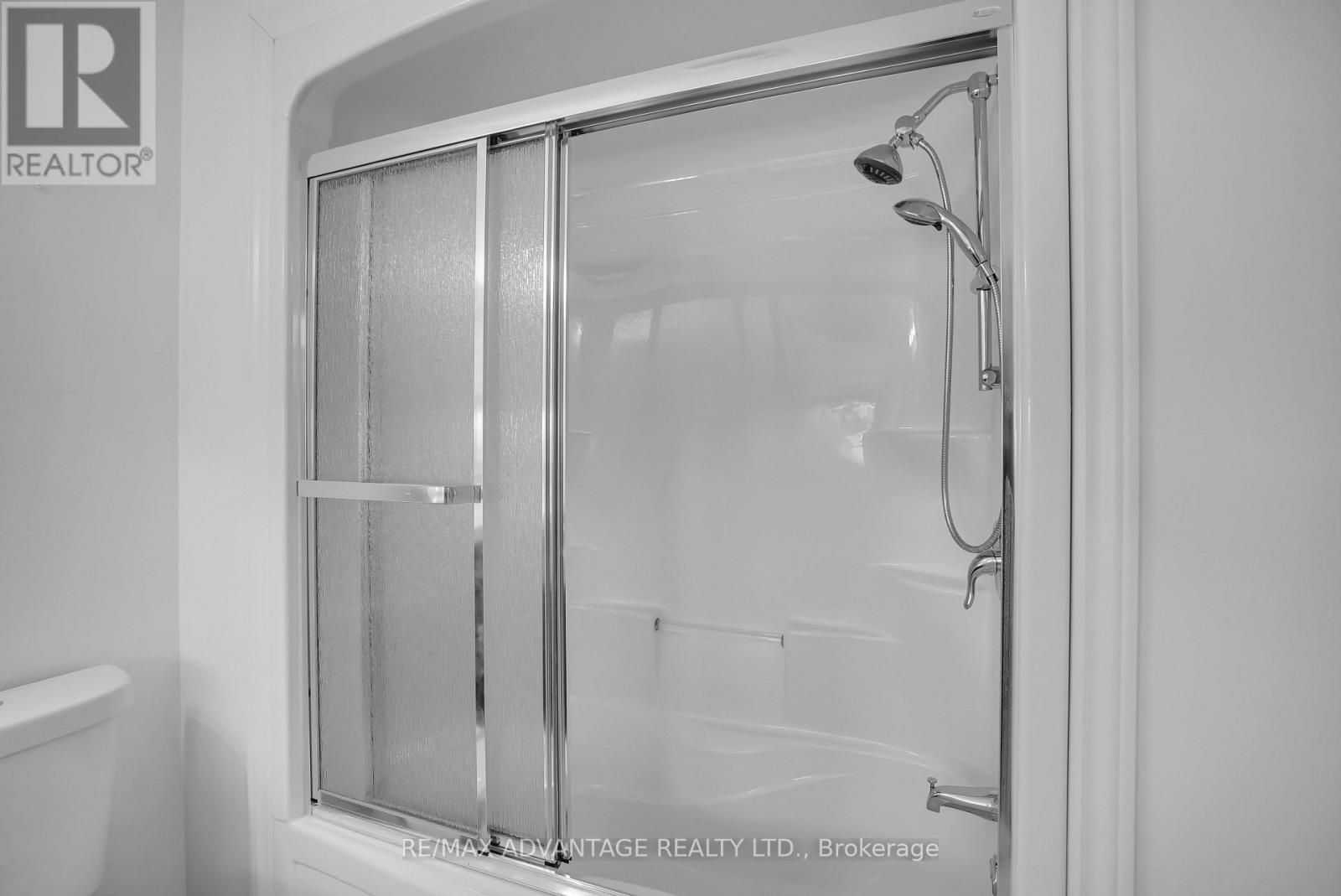 2601 Tucker Court, London North (North I), Ontario  N6G 0E2 - Photo 27 - X12651514