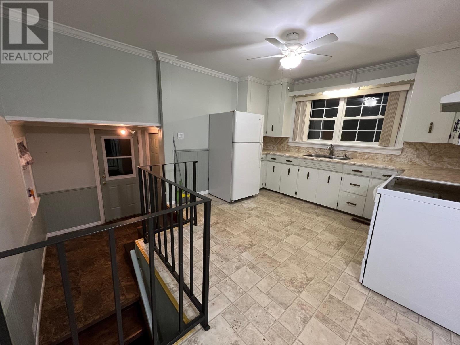 332 Church Street, Tignish, Prince Edward Island  C0B 2B0 - Photo 3 - 202529256