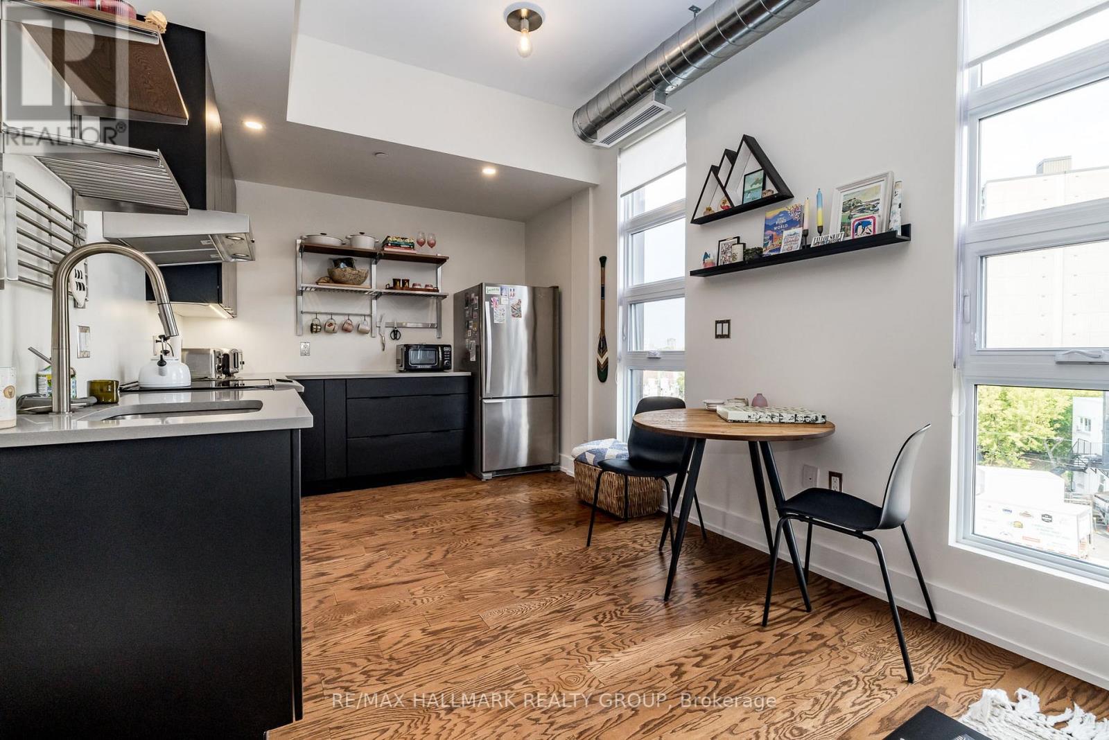 404 - 101 Pinhey Street N, Ottawa, Ontario  K1Y 1T7 - Photo 10 - X12609236