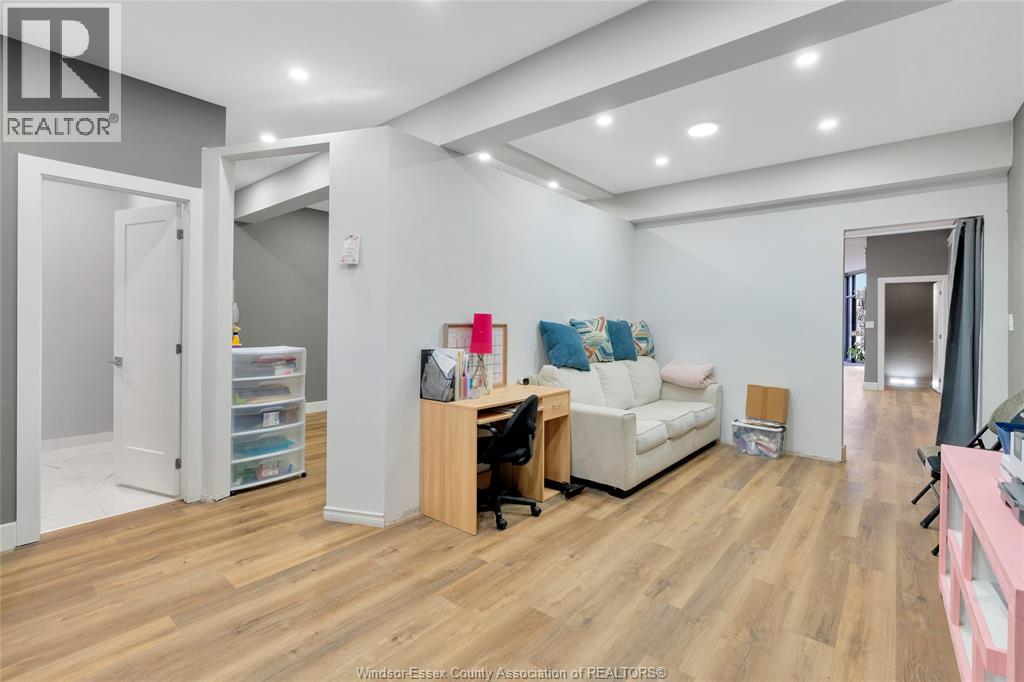 4667 Wyandotte Street East Unit# 4661, Windsor, Ontario N8Y 1H6 - Photo 8 - 25032052