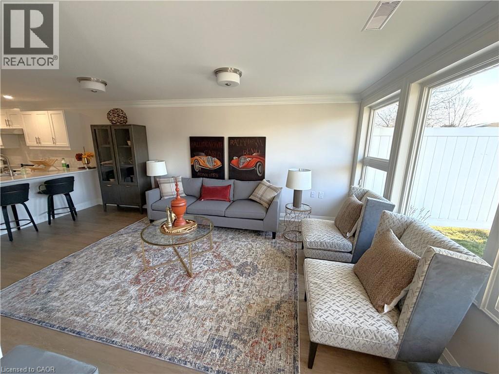 11f Father Biro Trail, Hamilton, Ontario L9B 1T8 - Photo 8 - 40767806