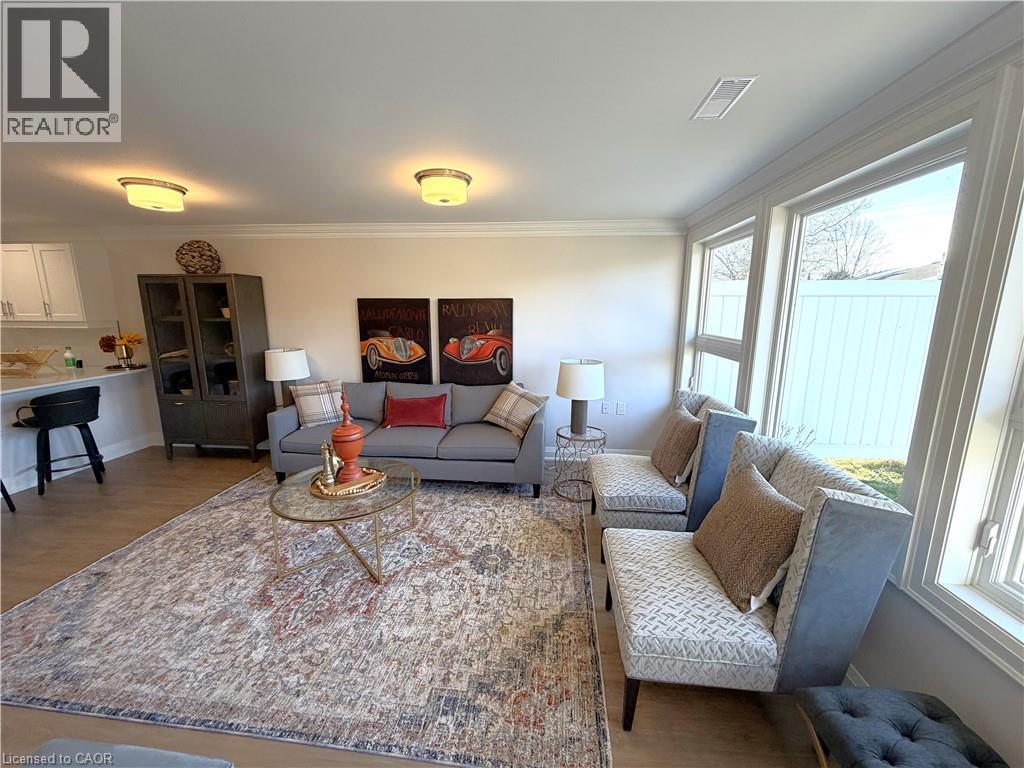 11f Father Biro Trail, Hamilton, Ontario L9B 1T8 - Photo 6 - 40767806