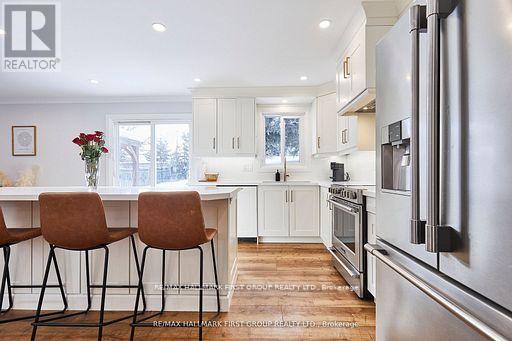 72 Irwin Drive, Whitby, Ontario  L1N 9H7 - Photo 10 - E12651522