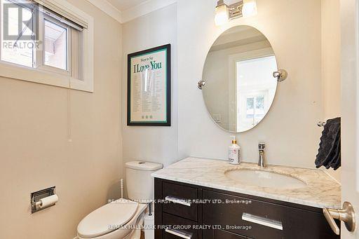 72 Irwin Drive, Whitby, Ontario  L1N 9H7 - Photo 14 - E12651522