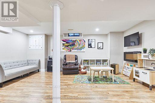 72 Irwin Drive, Whitby, Ontario  L1N 9H7 - Photo 24 - E12651522