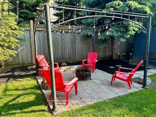 72 Irwin Drive, Whitby, Ontario  L1N 9H7 - Photo 33 - E12651522