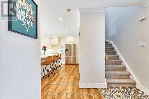 72 Irwin Drive, Whitby, Ontario  L1N 9H7 - Photo 4 - E12651522