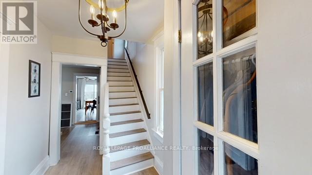 32 Mcnichol Avenue, Quinte West, Ontario  K8V 2R6 - Photo 12 - X12586332