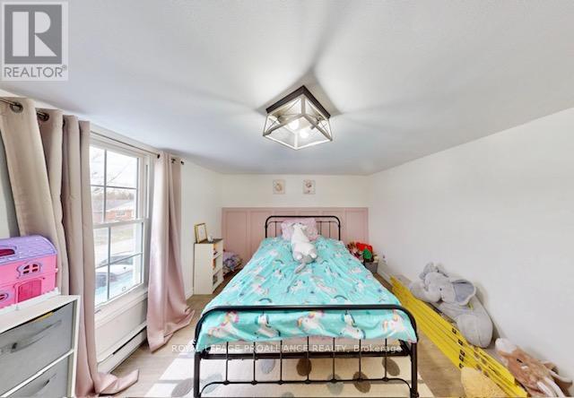 32 Mcnichol Avenue, Quinte West, Ontario  K8V 2R6 - Photo 15 - X12586332