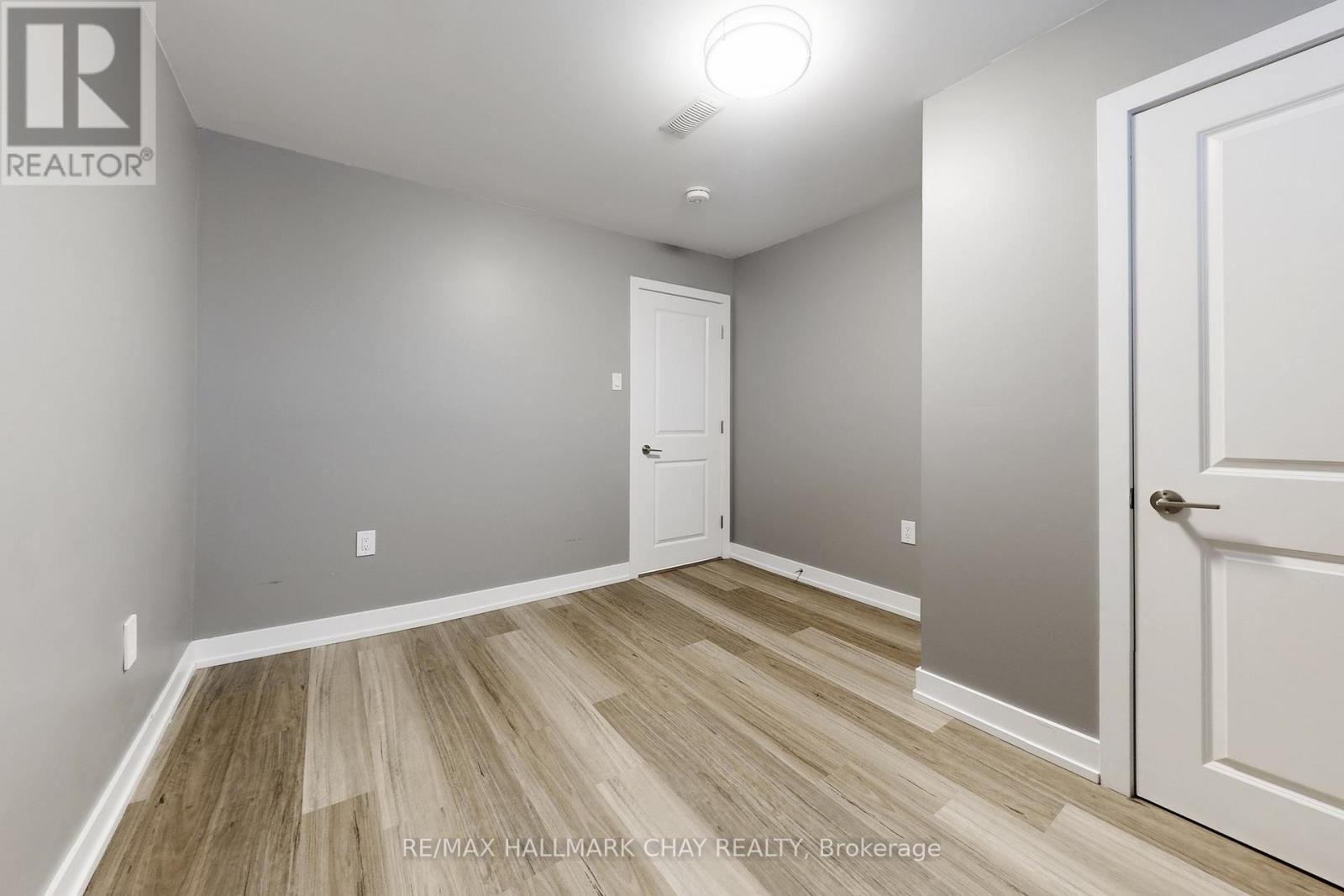 Lower - 99 Fred Cook Drive, Bradford West Gwillimbury, Ontario  L3Z 1V1 - Photo 8 - N12651516