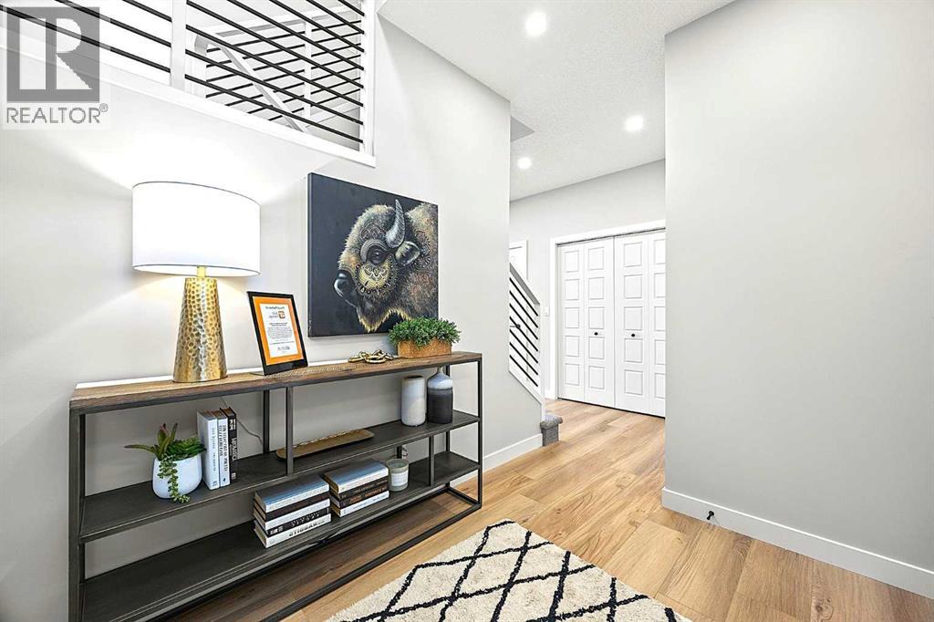 17 Tillotson Downs, Okotoks, Alberta  T1S 4Z5 - Photo 2 - A2276078