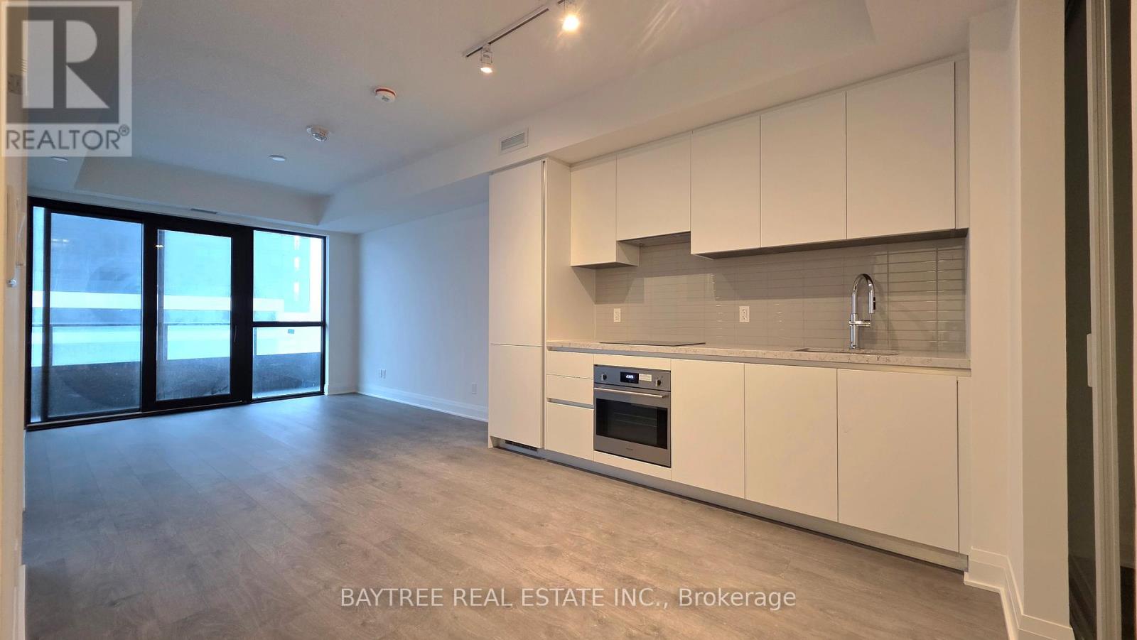 1205 - 2 ERSKINE ROAD, Mississauga, Ontario