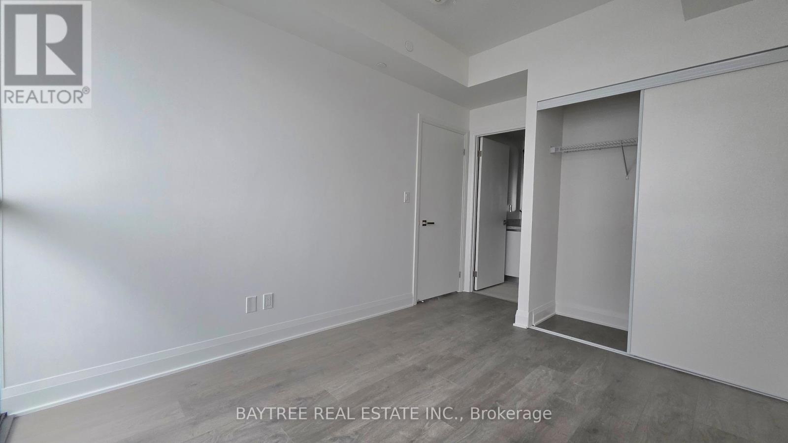 1205 - 2 Erskine Road, Mississauga, Ontario  L5B 0S1 - Photo 10 - W12651488