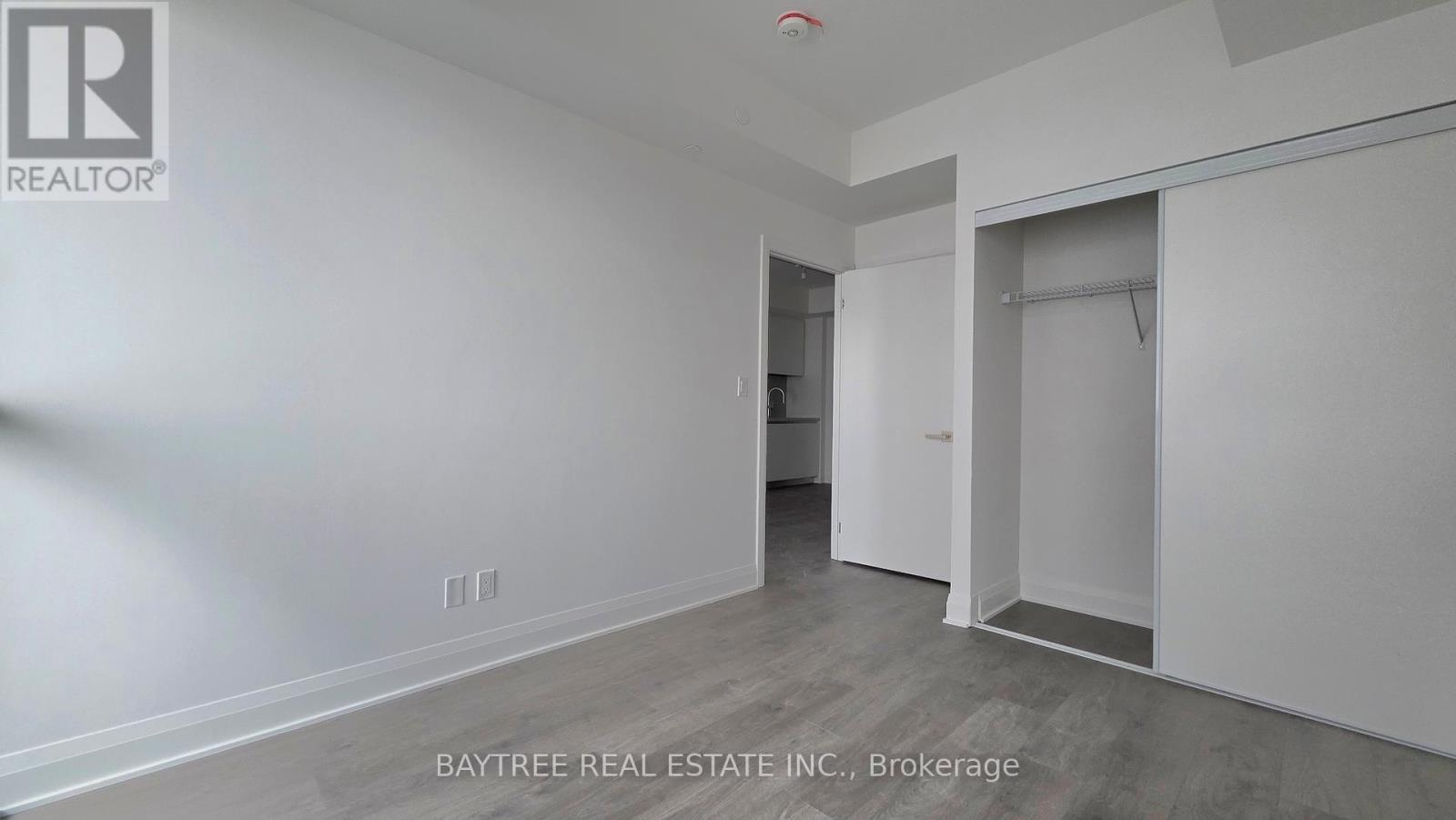 1205 - 2 Erskine Road, Mississauga, Ontario  L5B 0S1 - Photo 13 - W12651488