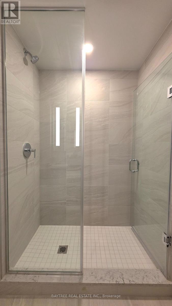 1205 - 2 Erskine Road, Mississauga, Ontario  L5B 0S1 - Photo 5 - W12651488