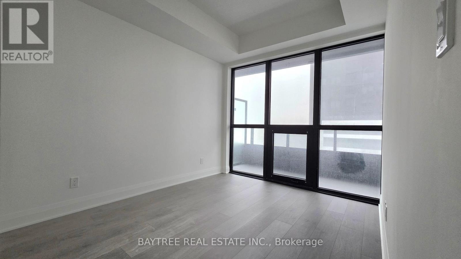 1205 - 2 Erskine Road, Mississauga, Ontario  L5B 0S1 - Photo 9 - W12651488