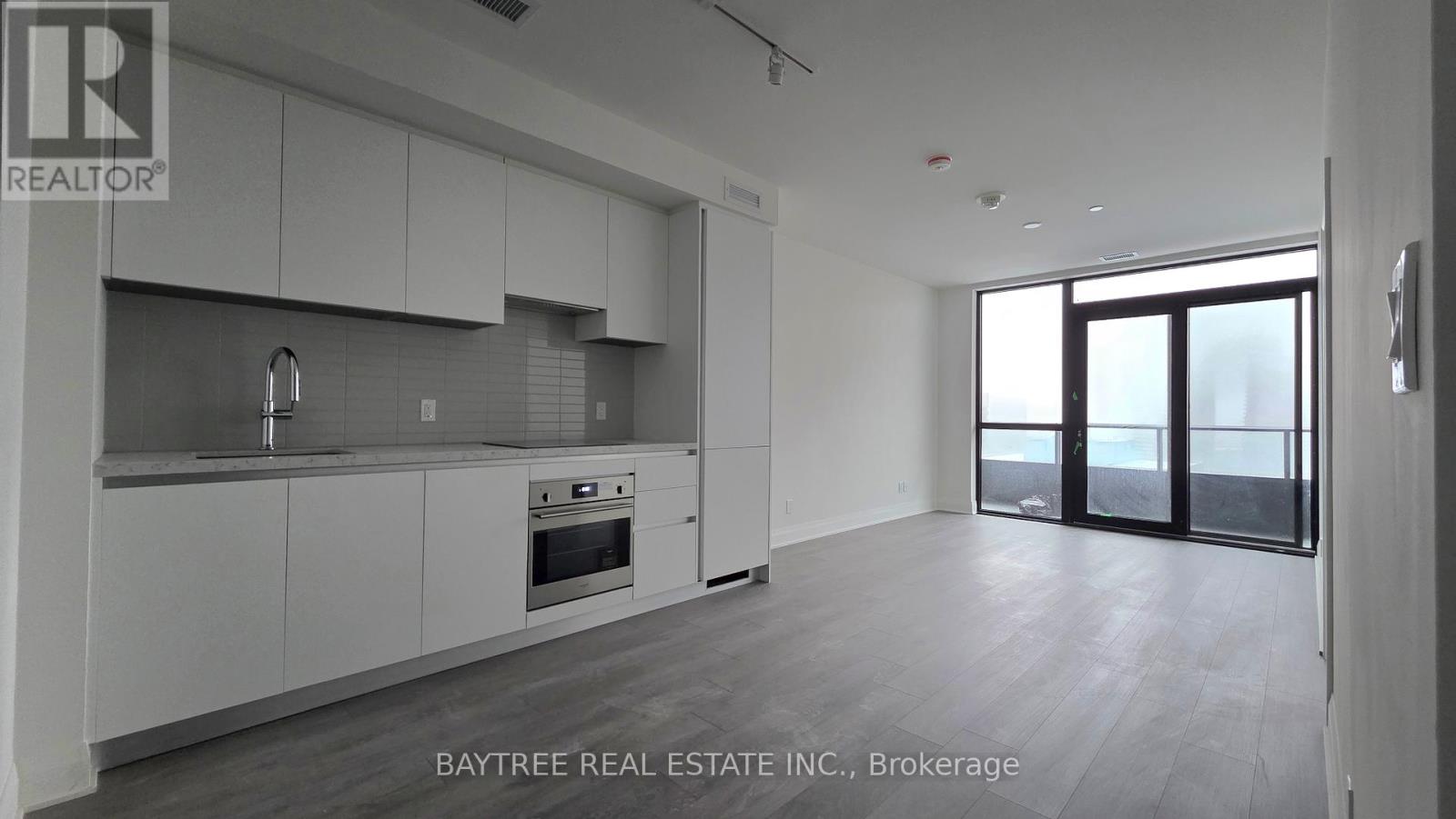 1101 - 2 ERSKINE ROAD, Mississauga, Ontario