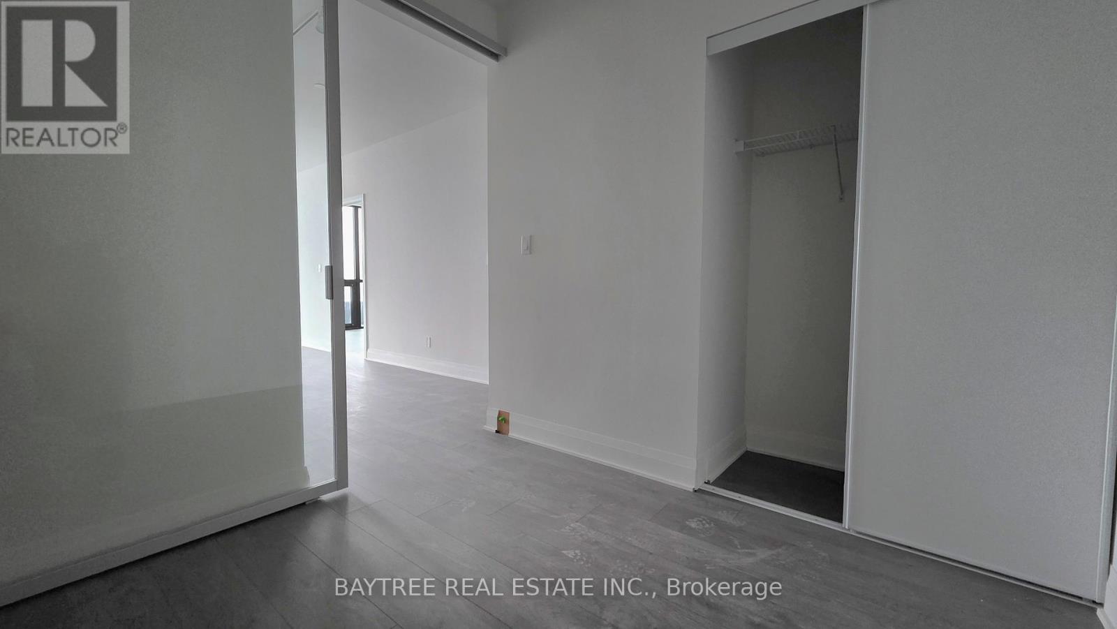 1101 - 2 Erskine Road, Mississauga, Ontario  L5B 0S1 - Photo 13 - W12651492