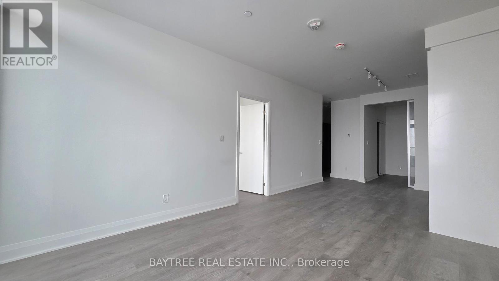 1101 - 2 Erskine Road, Mississauga, Ontario  L5B 0S1 - Photo 15 - W12651492