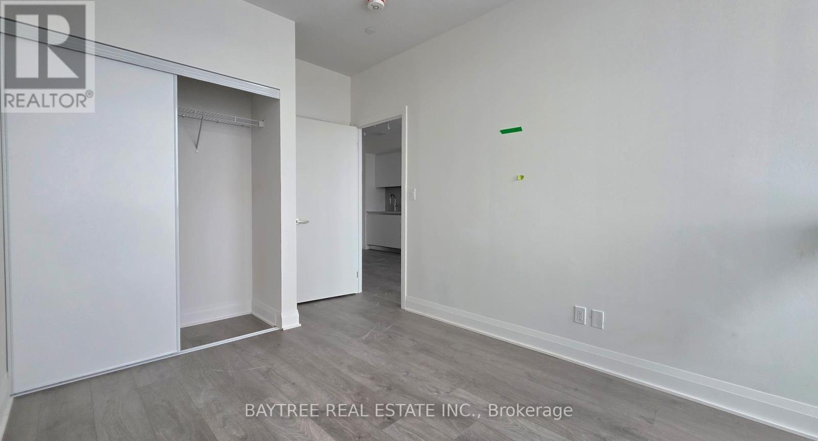 1101 - 2 Erskine Road, Mississauga, Ontario  L5B 0S1 - Photo 9 - W12651492