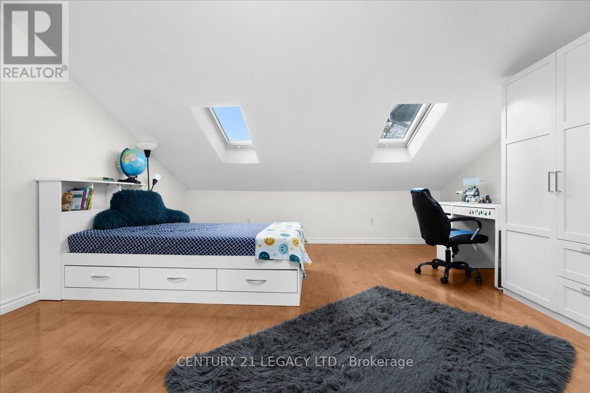 3 Nelson Avenue, Kitchener, Ontario  N2K 1C7 - Photo 20 - X12651490