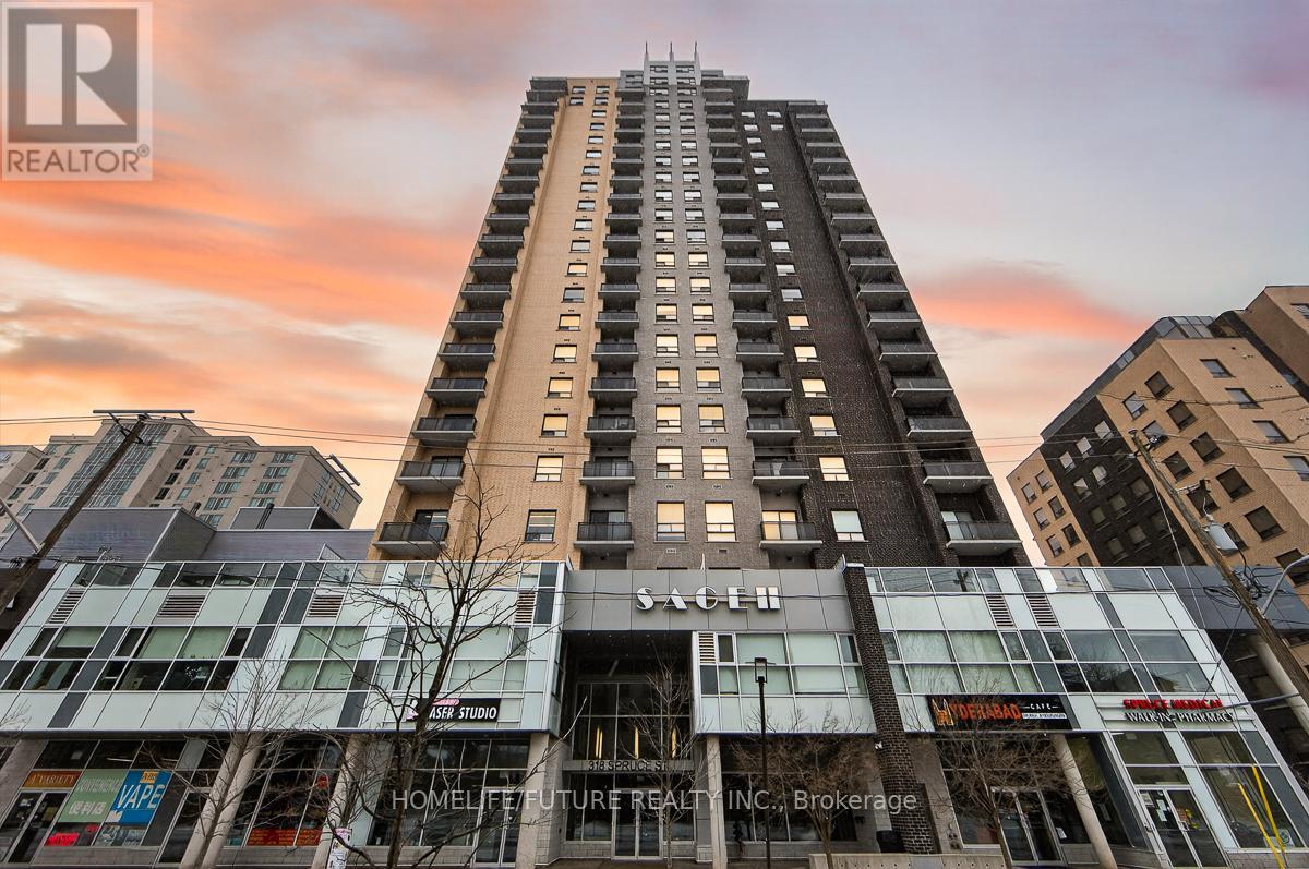 1601 - 318 Spruce Street, Waterloo, Ontario  N2L 0E9 - Photo 2 - X12651498