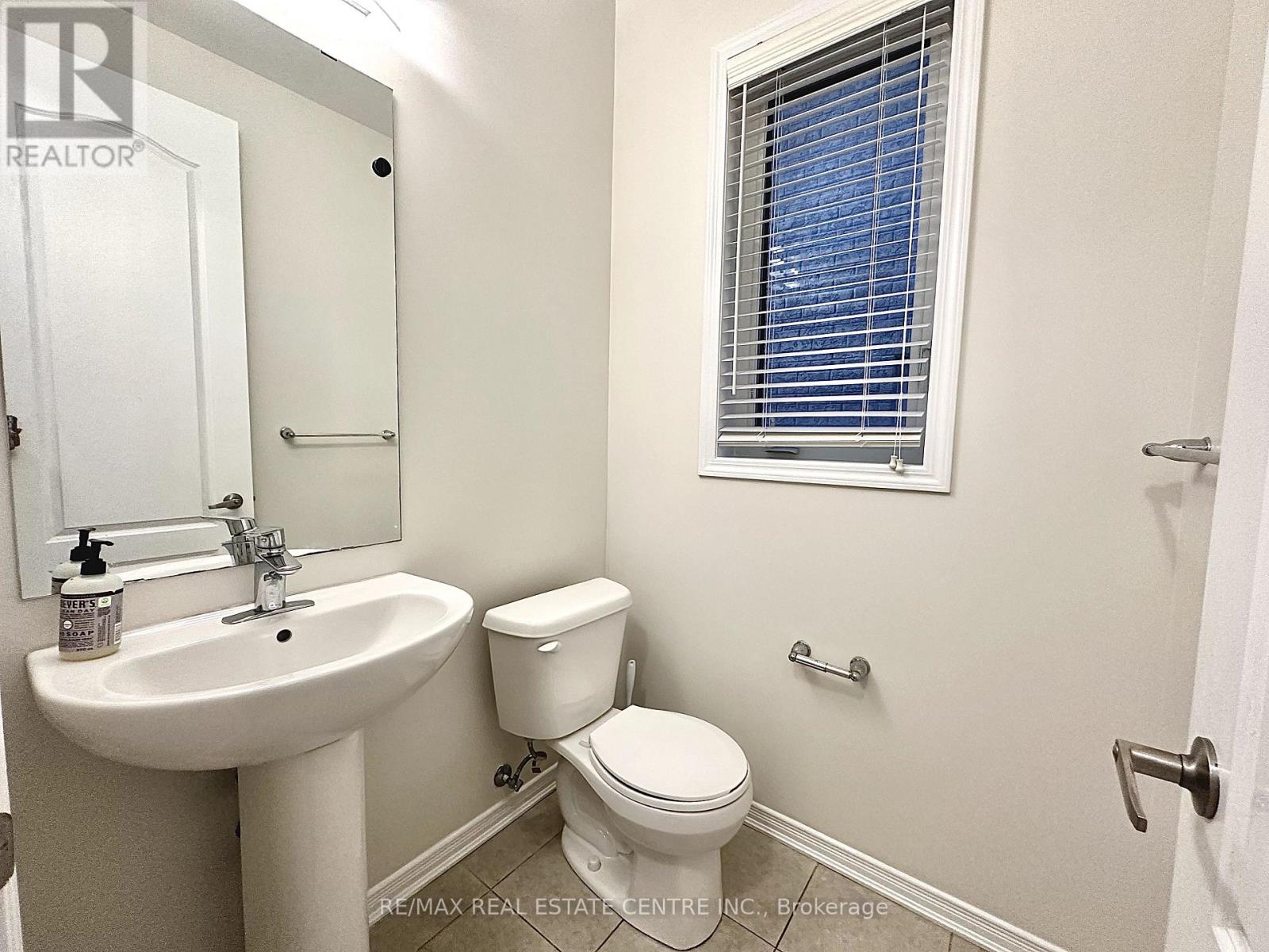 30 Sumac Drive, Haldimand, Ontario  N3W 0C2 - Photo 13 - X12651508