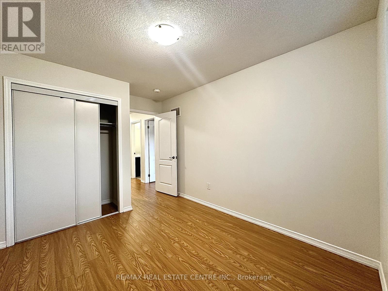 30 Sumac Drive, Haldimand, Ontario  N3W 0C2 - Photo 15 - X12651508