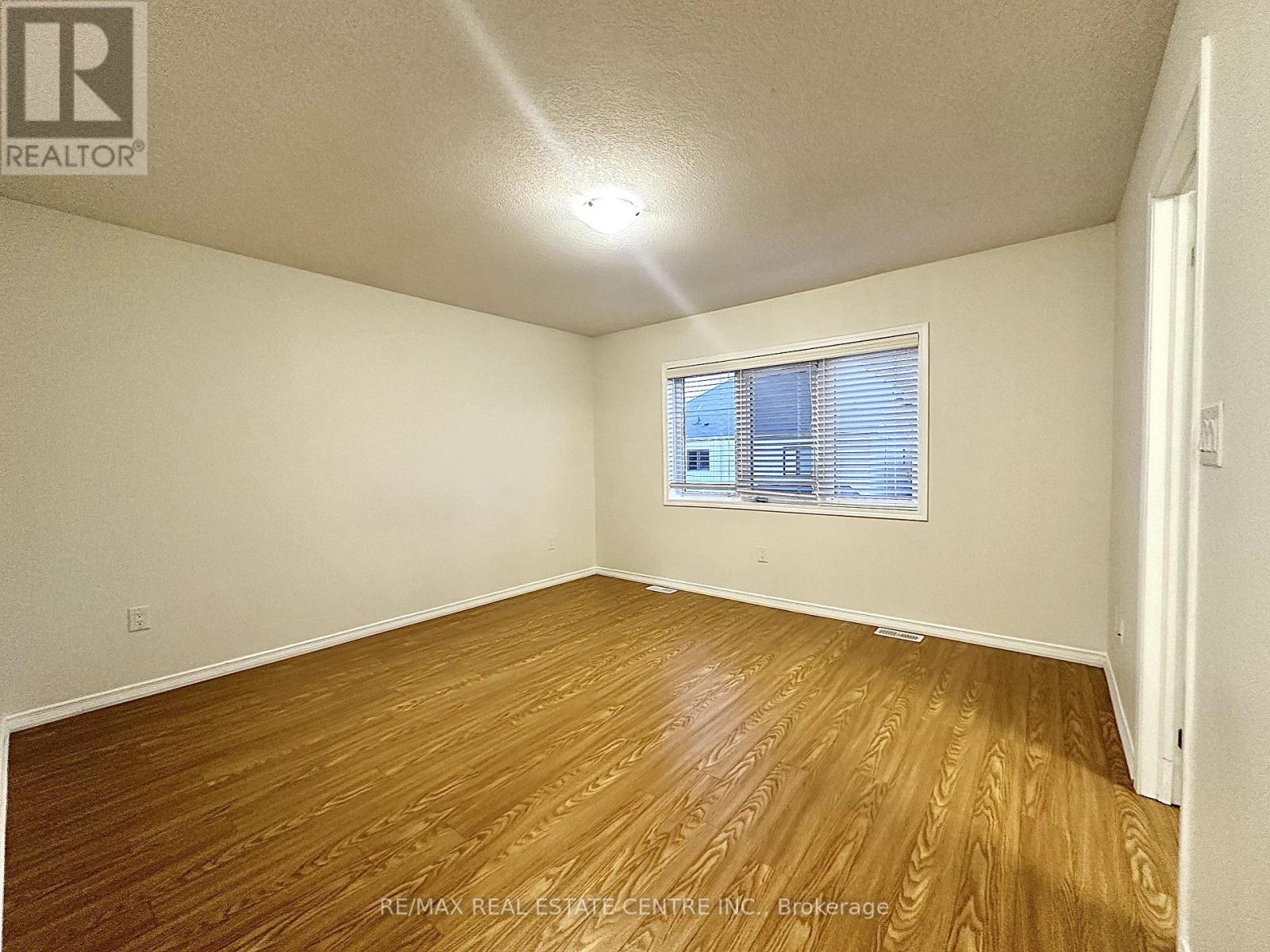 30 Sumac Drive, Haldimand, Ontario  N3W 0C2 - Photo 19 - X12651508