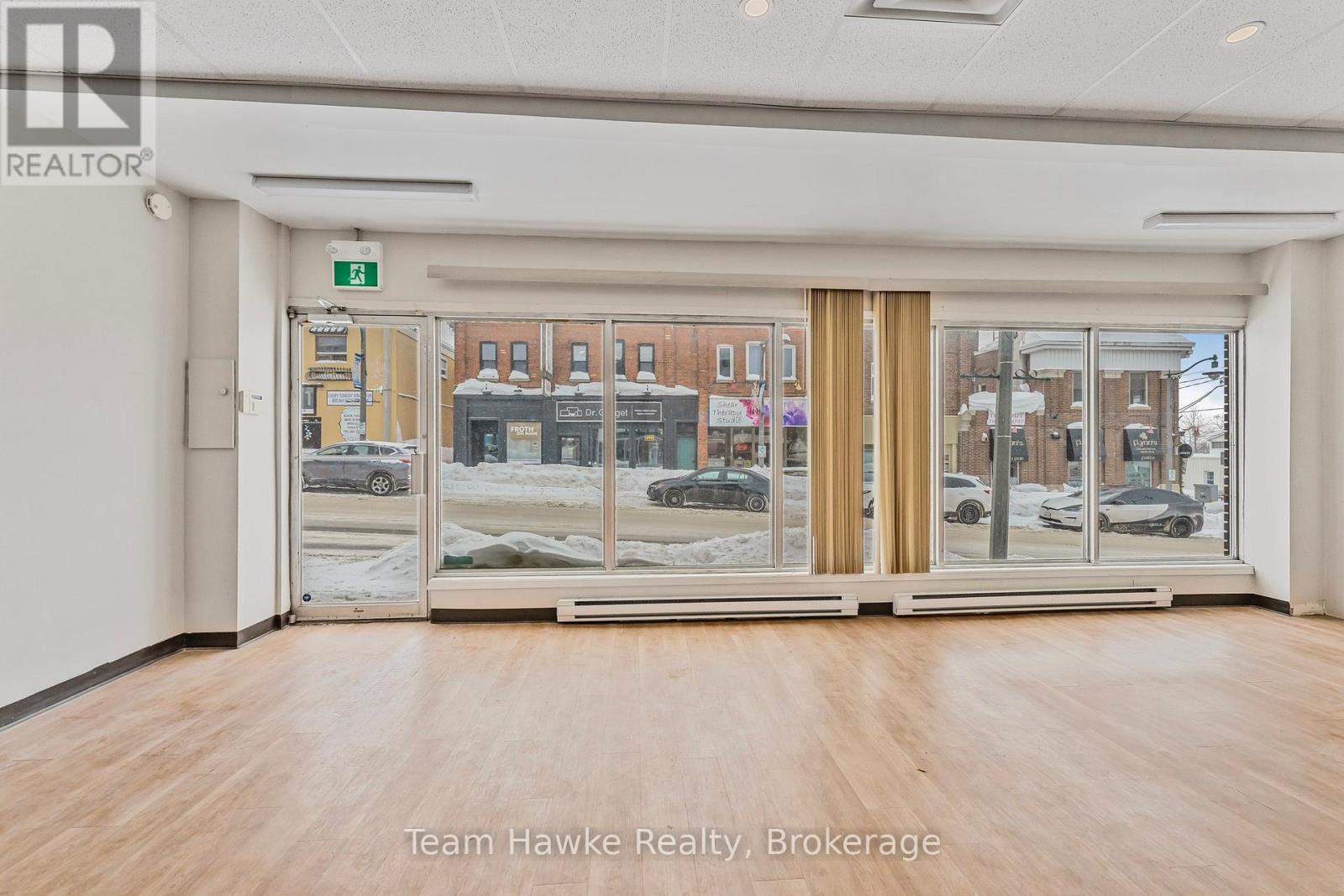 101 Main Street, Penetanguishene, Ontario  L9M 1S9 - Photo 10 - S12651642