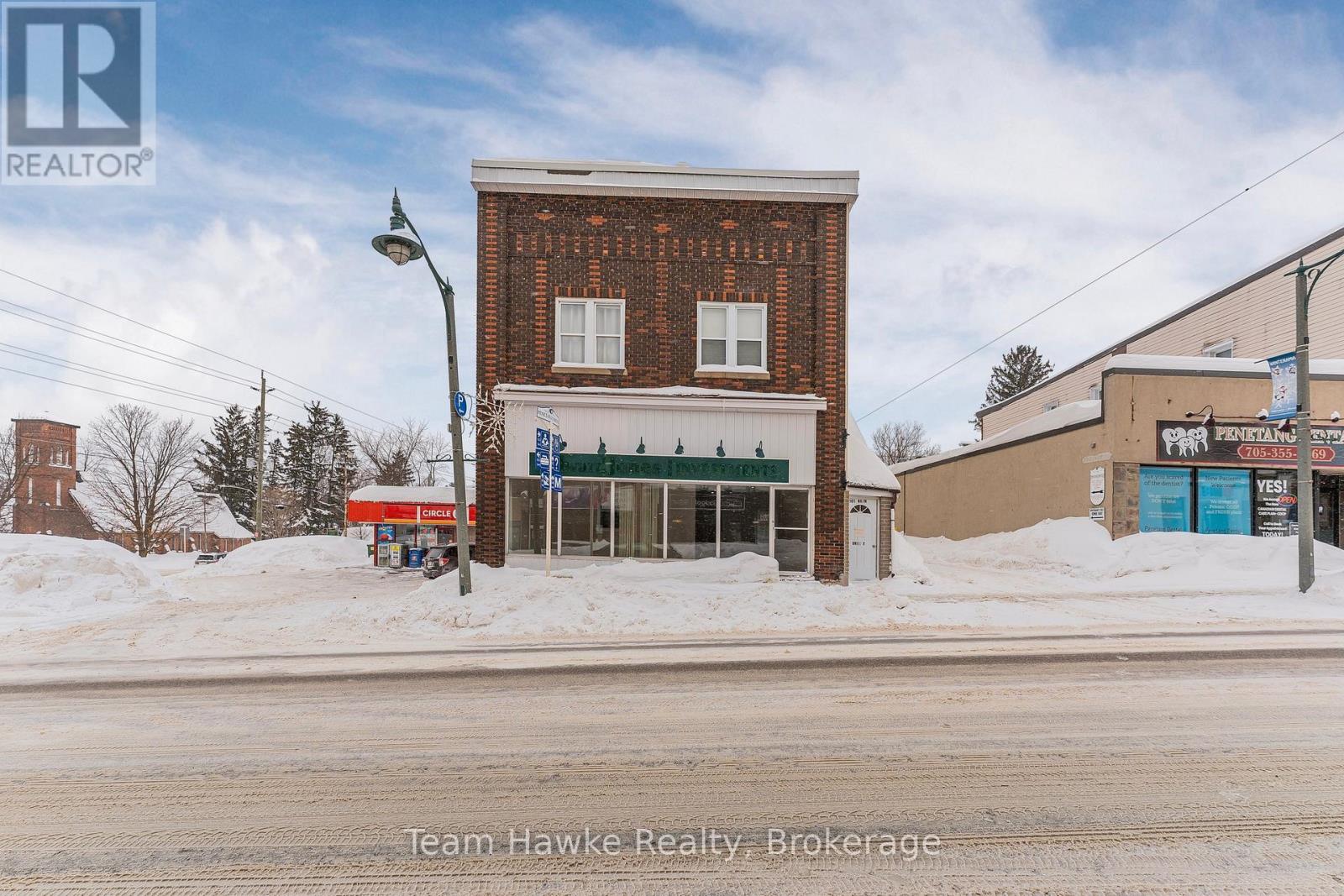 101 Main Street, Penetanguishene, Ontario  L9M 1S9 - Photo 2 - S12651642