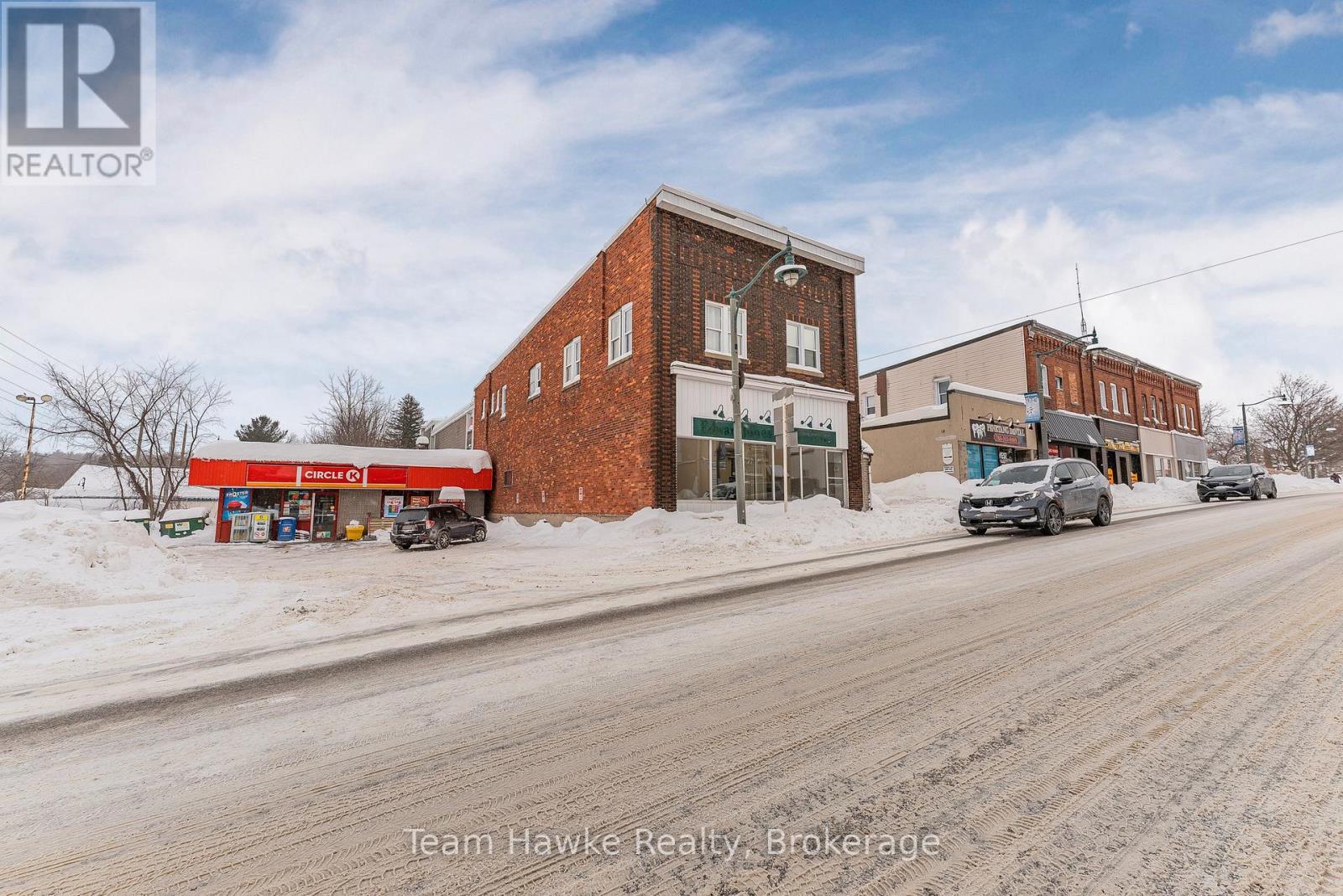 101 Main Street, Penetanguishene, Ontario  L9M 1S9 - Photo 4 - S12651642