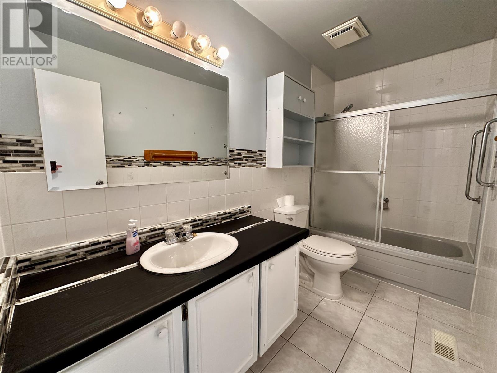 57 Hergott Ave, Elliot Lake, Ontario  P5A 3B1 - Photo 10 - SM252118