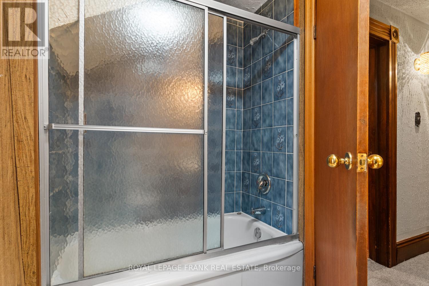 215 Celina Street, Oshawa, Ontario  L1H 4N7 - Photo 12 - E12651558