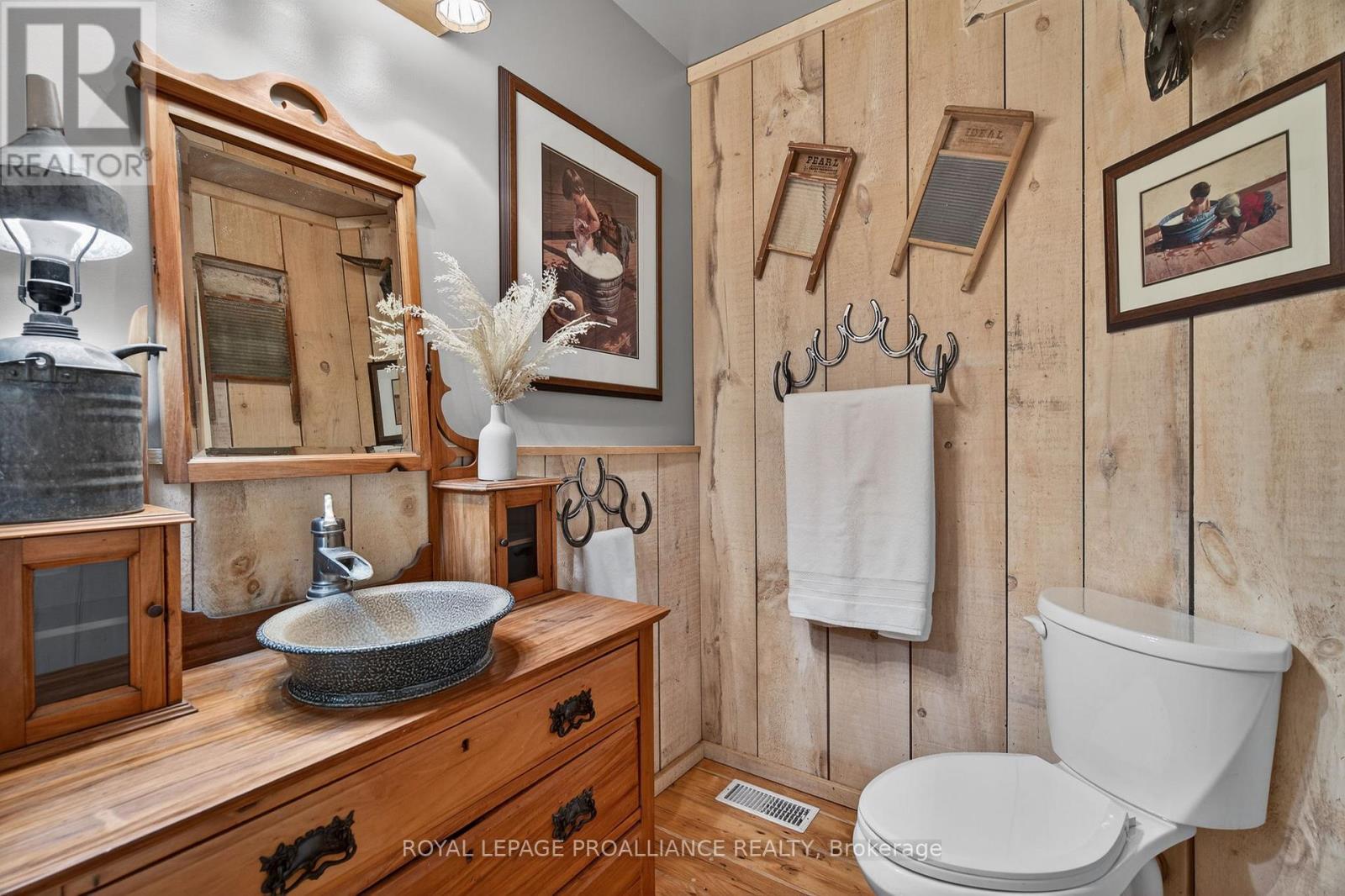 7802 Piccadilly Road, Frontenac, Ontario  K0H 1T0 - Photo 12 - X12651528