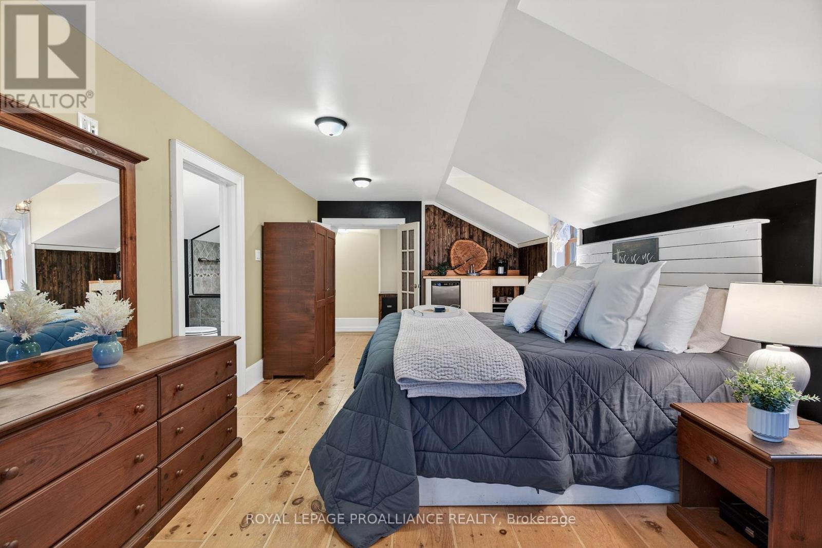 7802 Piccadilly Road, Frontenac, Ontario  K0H 1T0 - Photo 19 - X12651528