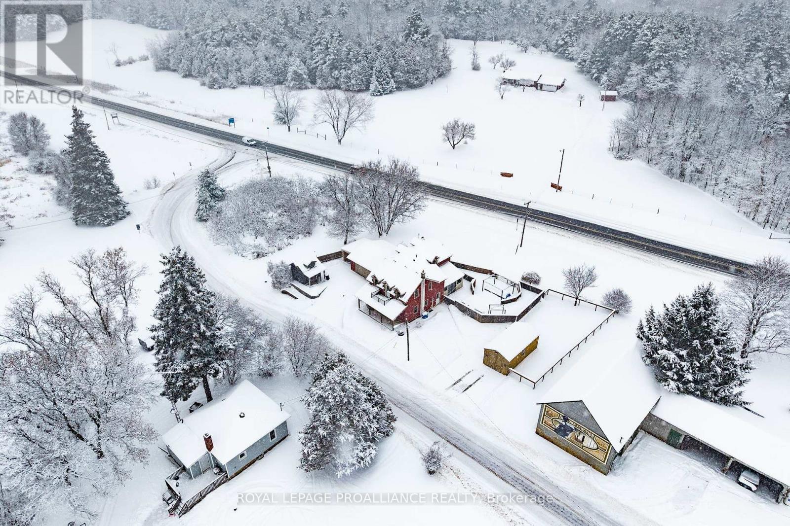 7802 Piccadilly Road, Frontenac, Ontario  K0H 1T0 - Photo 36 - X12651528