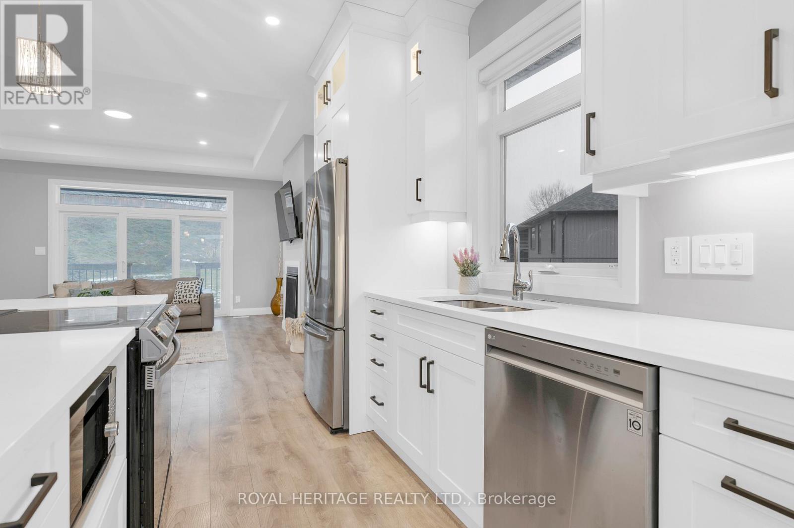 5 Schmidt Way, Quinte West (Murray Ward), Ontario  K8V 0L5 - Photo 13 - X12651570