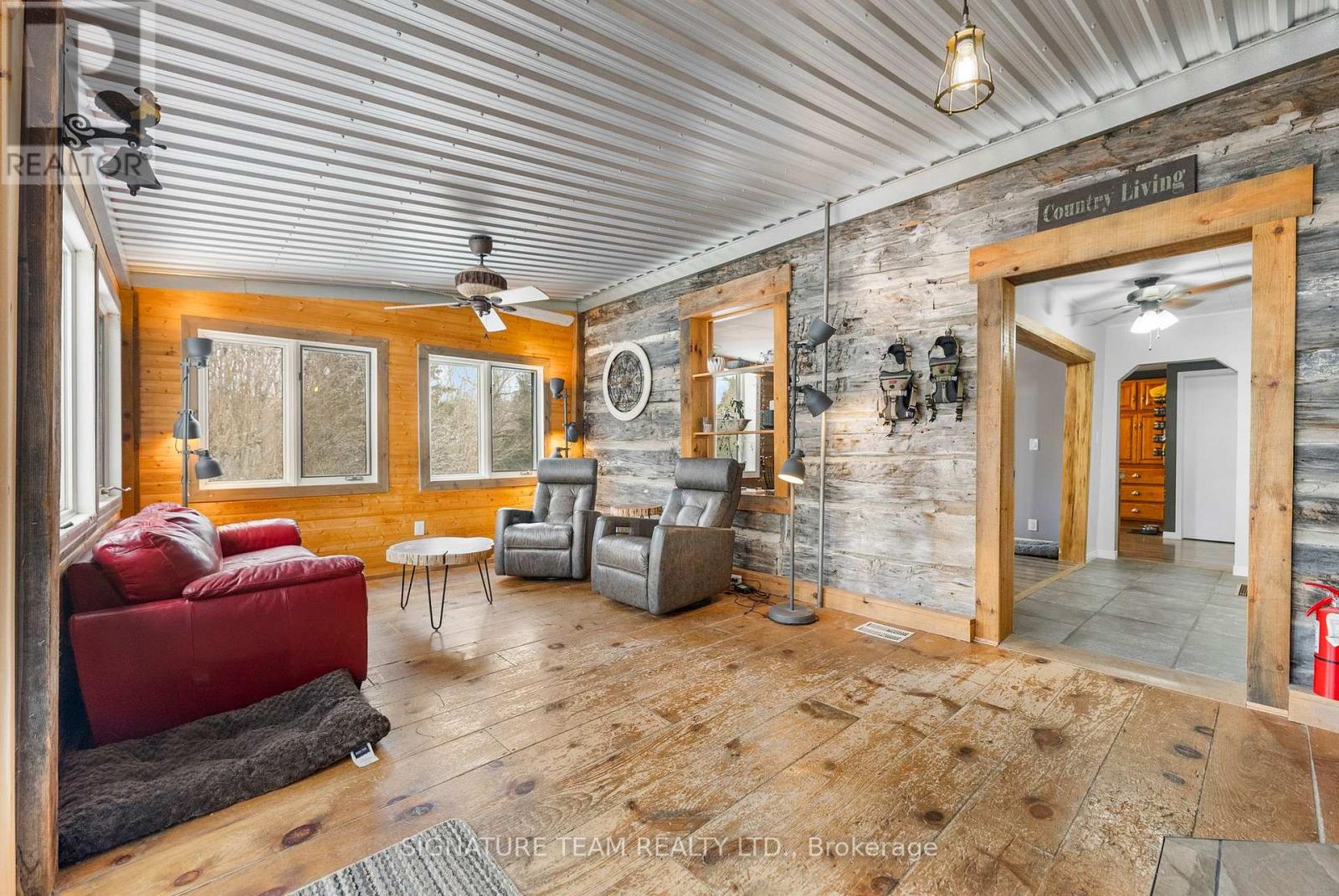 1485 Eady Road, Horton, Ontario  K7V 3Z8 - Photo 2 - X12564052