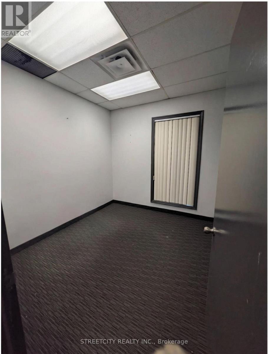 250 - 759 Hyde Park Road, London North, Ontario  N6H 3S2 - Photo 2 - X12651540