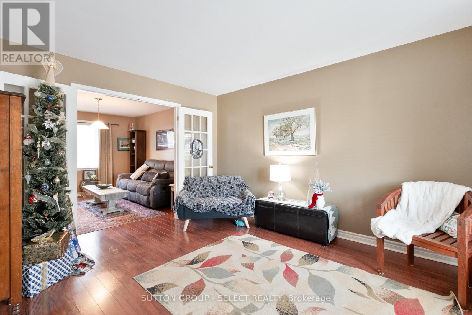 97 Tiner Avenue, Thames Centre, Ontario  N0L 1G2 - Photo 5 - X12651590