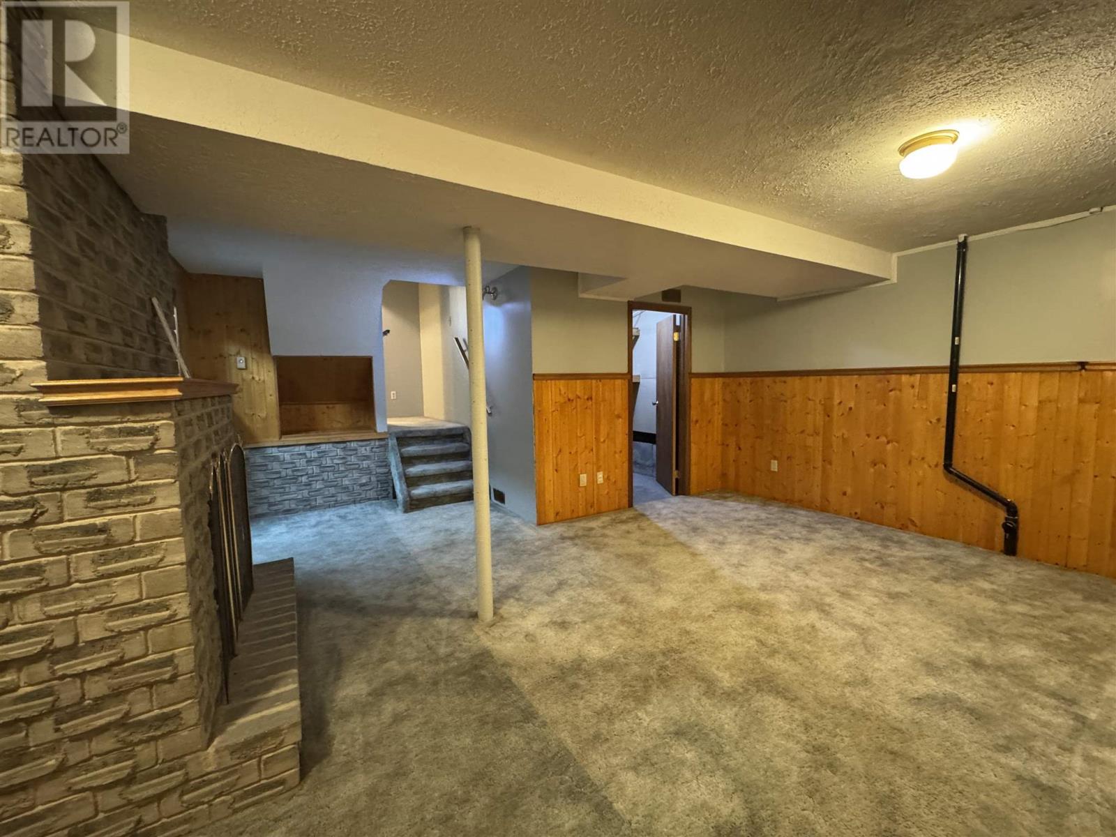 77 Matachewan Rd, Manitouwadge, Ontario  P0T 2C0 - Photo 42 - TB250062