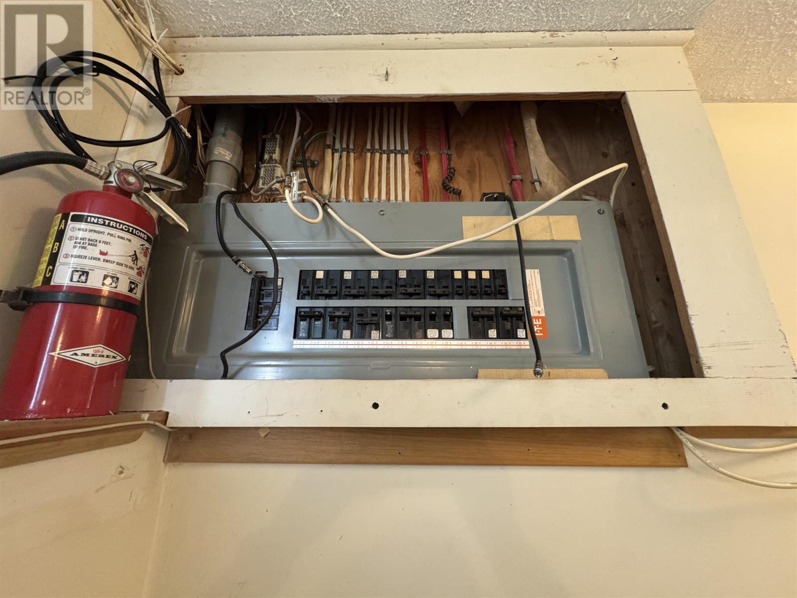 77 Matachewan Rd, Manitouwadge, Ontario  P0T 2C0 - Photo 50 - TB250062