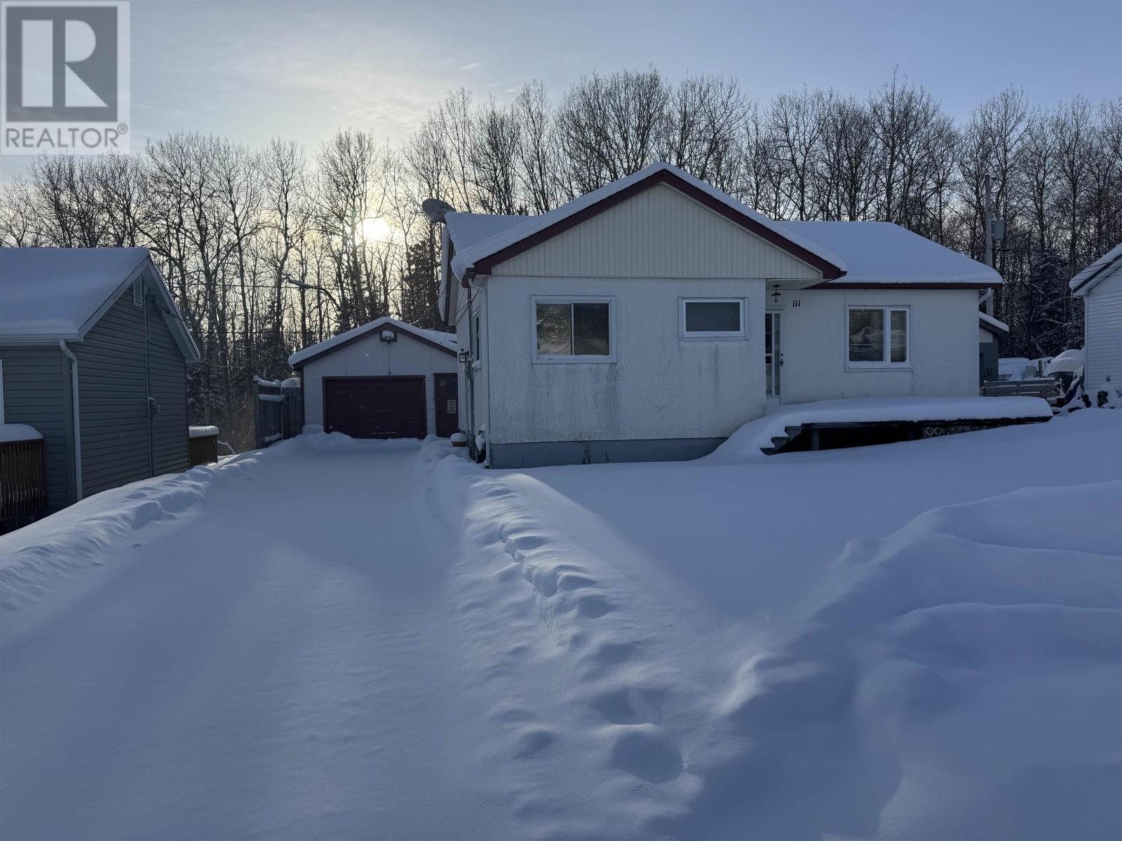 111 Warbler Dr, Manitouwadge, Ontario  P0T 2C0 - Photo 1 - TB252486